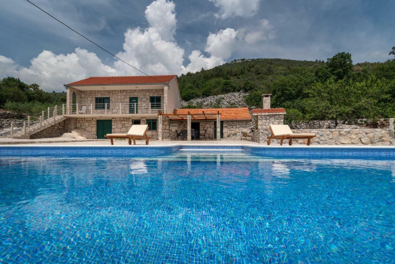 Villa Zuza Bristivica Екстер'єр фото