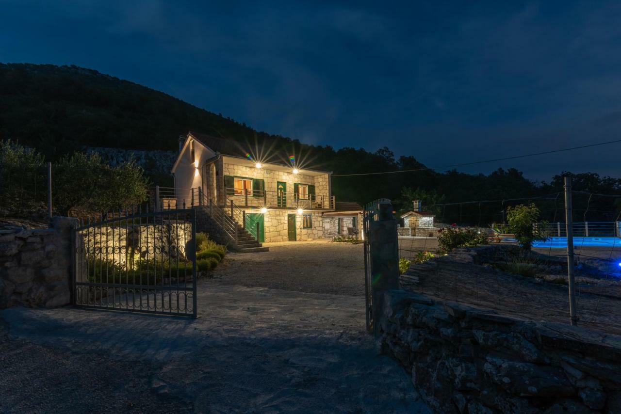 Villa Zuza Bristivica Екстер'єр фото