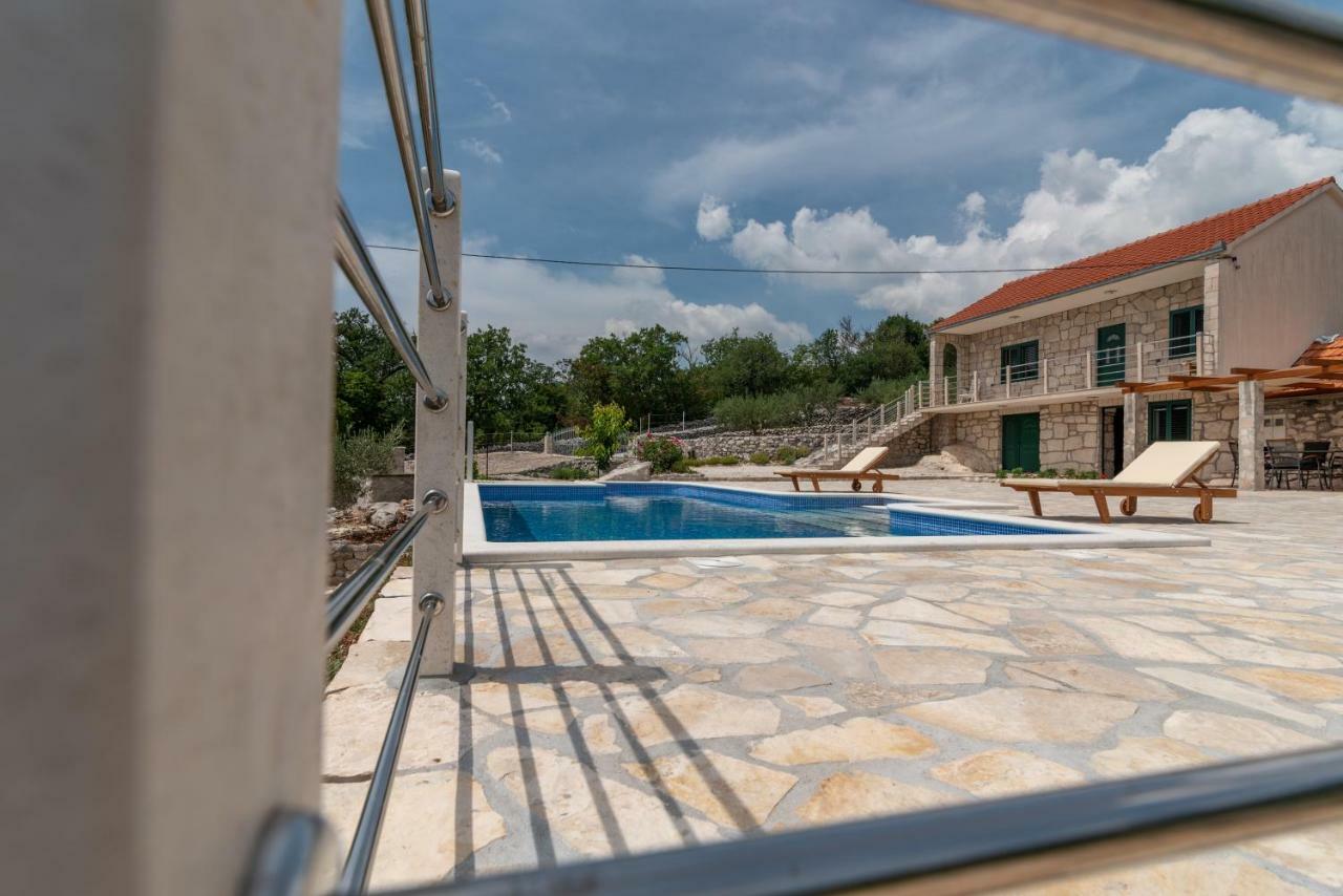 Villa Zuza Bristivica Екстер'єр фото